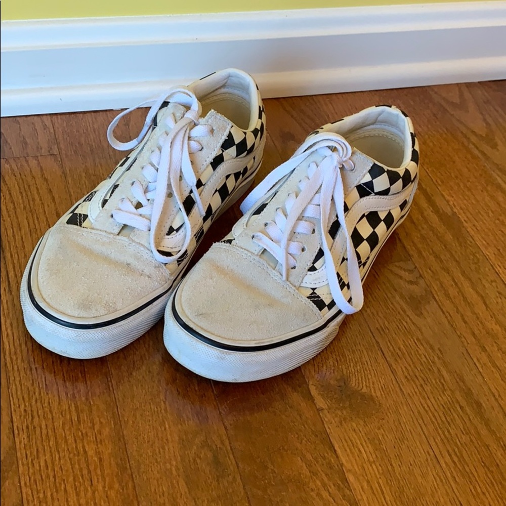 Checkered Old Skool vans